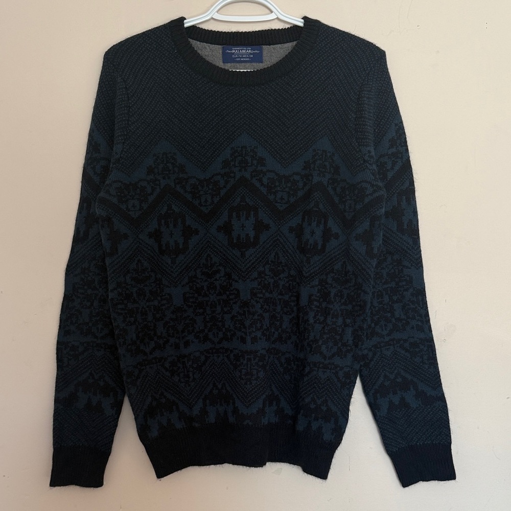Pull&Bear Men's Dark Patterned Crewneck Sweater
